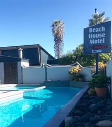 Beach House Motel
