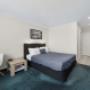 Spacious guest room