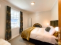 Heritage queen room