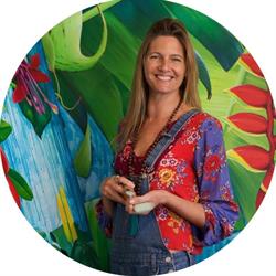 Paula Knight