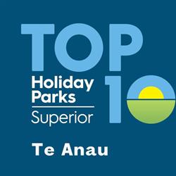 Te Anau Top 10 Holiday Park Mountain View