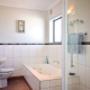 B & B Suite Bathroom