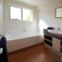 Bathroom 2 bedroom unit