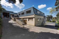 Bays Self Storage