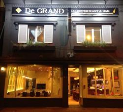 De GRAND Thai Restaurant and Bar