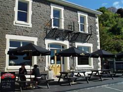 Carey’s Bay Historic Hotel