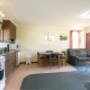 1 bedroom motel unit