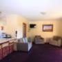 2 bedroom motel unit