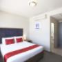Guest room with queen bed(s)