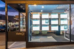 Peter Ware for Kapiti Real Estate @ Voyle & Co Realty - Licensed REAA 2008