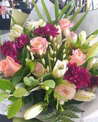 Violet May Flowers & Gifts