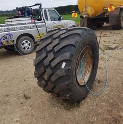 Elmo's Tyre Service