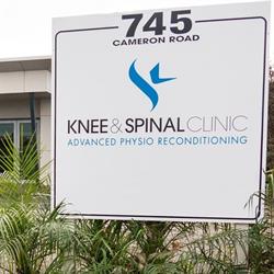 Knee and Spinal Clinic
