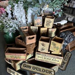 Deconn Flair Unique Gifts