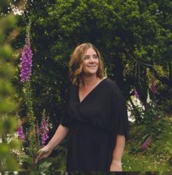 Tracey Zehnder - Celebrant