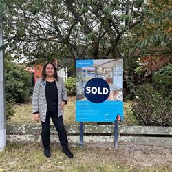 Della Glassey Harcourts Ashburton