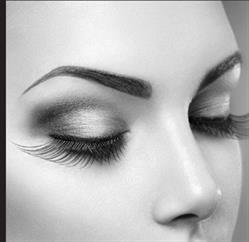 Eyelash Extensions by Charlotte Studio