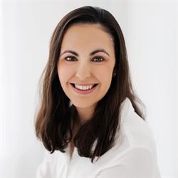 Stephanie Hale - Property Brokers