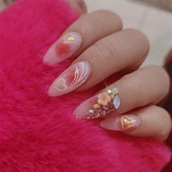 Honey beauty salon