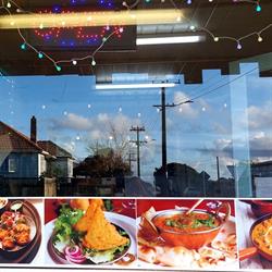 CURRY HUB INDIAN Cuisine fusion, burger