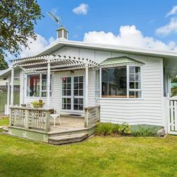 Charmae Guest House