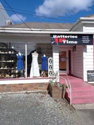 Treasure Hunt - Pre Loved Goods and Clothing Boutique