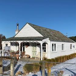 Leven St Cottage