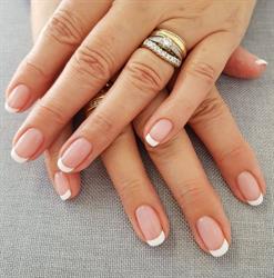 Avenue Nails