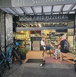 Kitchenese Deli & Pizzeria