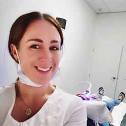 Bellabody Teeth Whitening