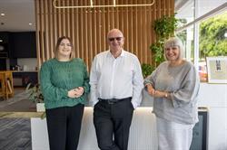 Steve, Lesley & Georgia Realty