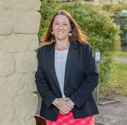 Fiona McDonald - Ray White